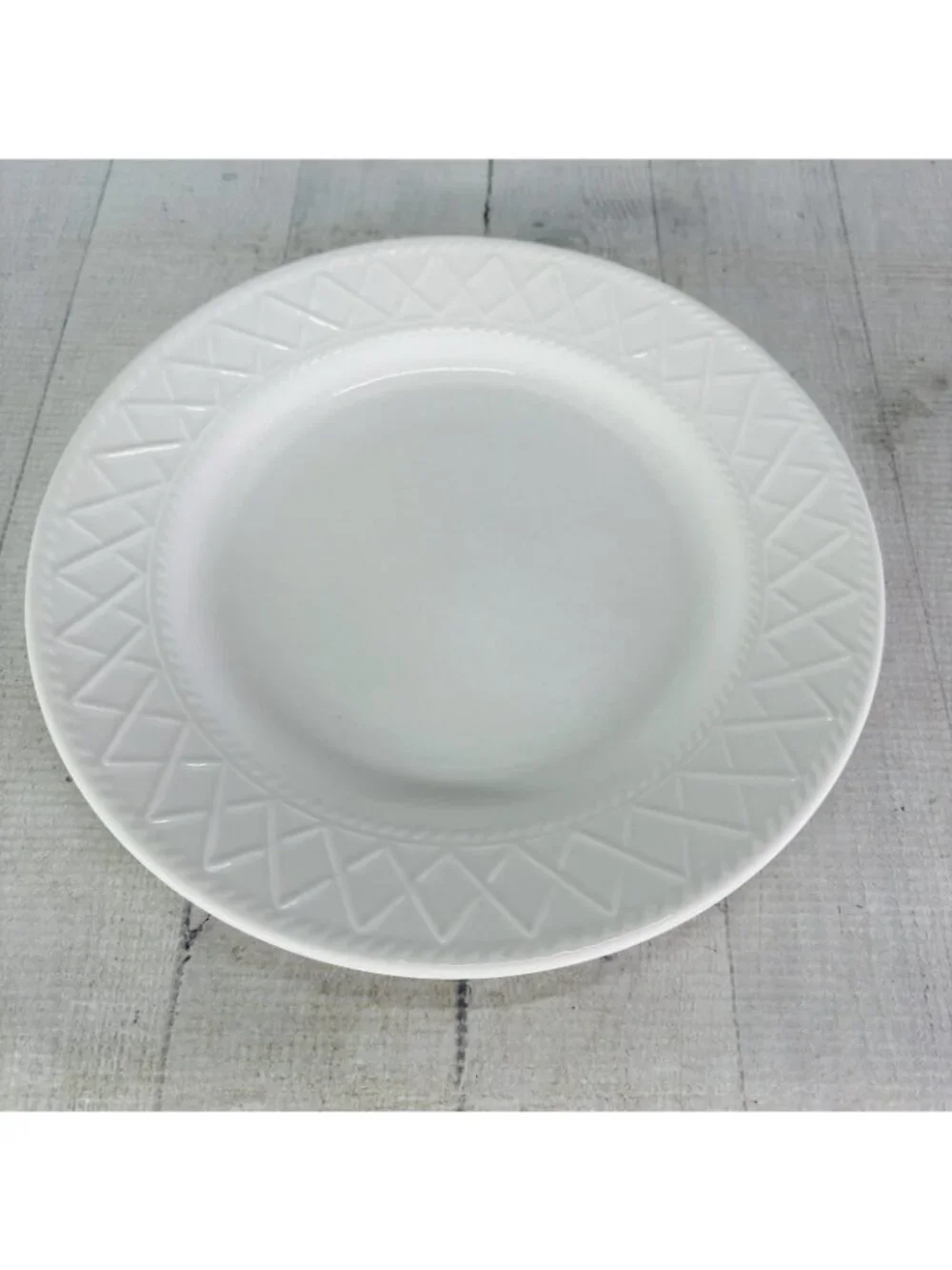 Totally Today TTO6 White Embossed Rope Criss Cross Ceramic Dinner Plates Set 4